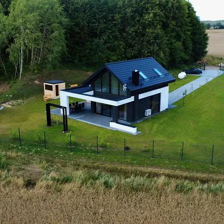 Wypoczynkowy Wiec - Sauna & Balia Casa de Férias *