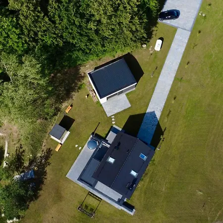 Wypoczynkowy Wiec - Sauna & Balia Casa de Férias Nowy Wiec