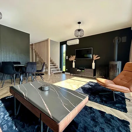 Wypoczynkowy Wiec - Sauna & Balia Casa de Férias *